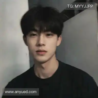 龙含雅